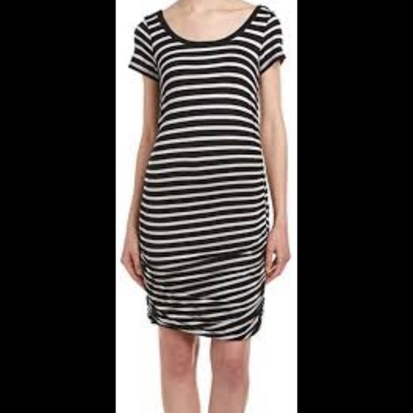 SOLD🍀Splendid striped ruched dress, t-shirt dress. size small - Picture 2 of 12